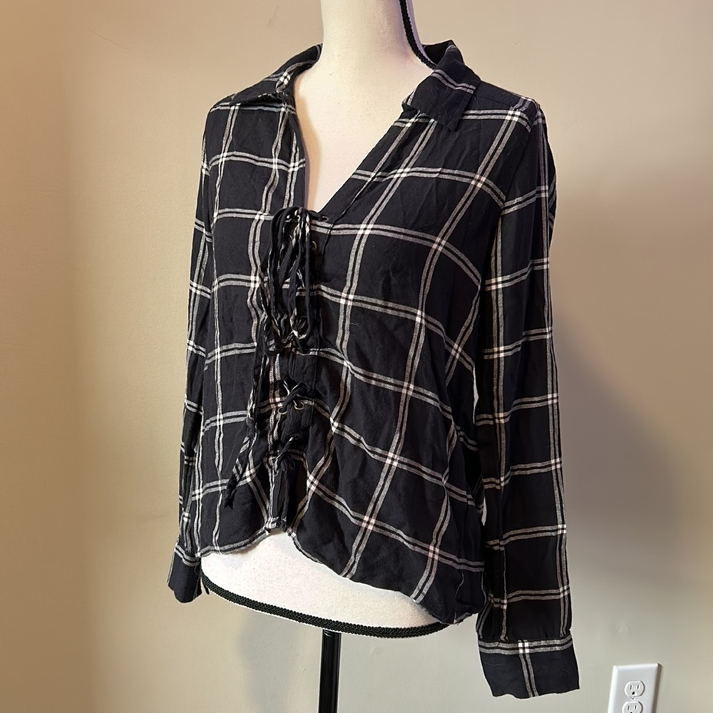 Hollister plaid lace up flannel